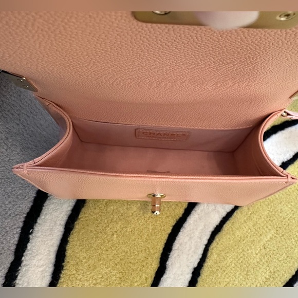 Chanel Boy Bag Small Chevron Caviar Like New - Picture 16 of 16